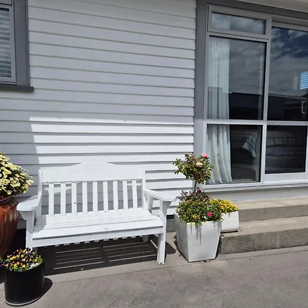 Suite Petite Taupo Exterior photo